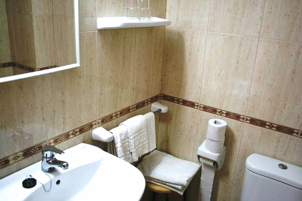 Economy Double Room,1499129737:JPEG